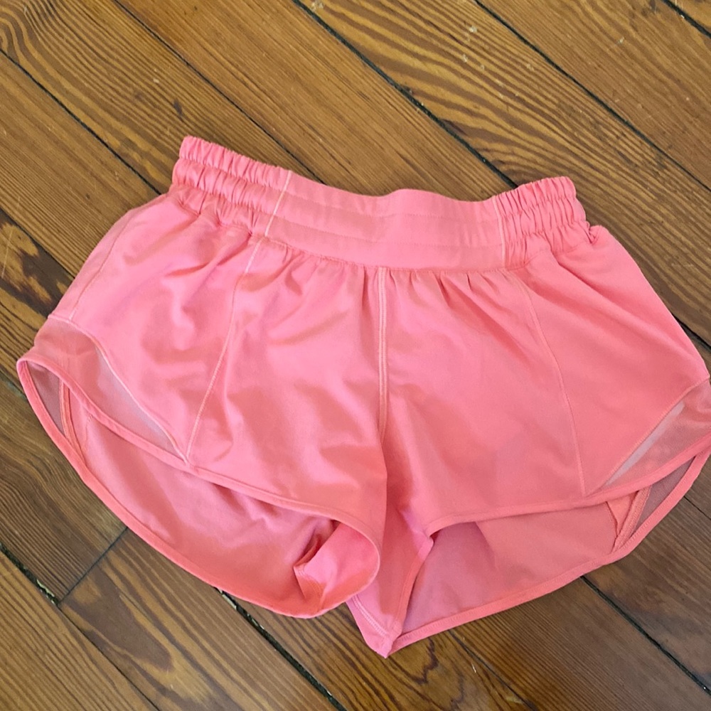 Size 4 raspberry cream 2.5 low rise hotty hots